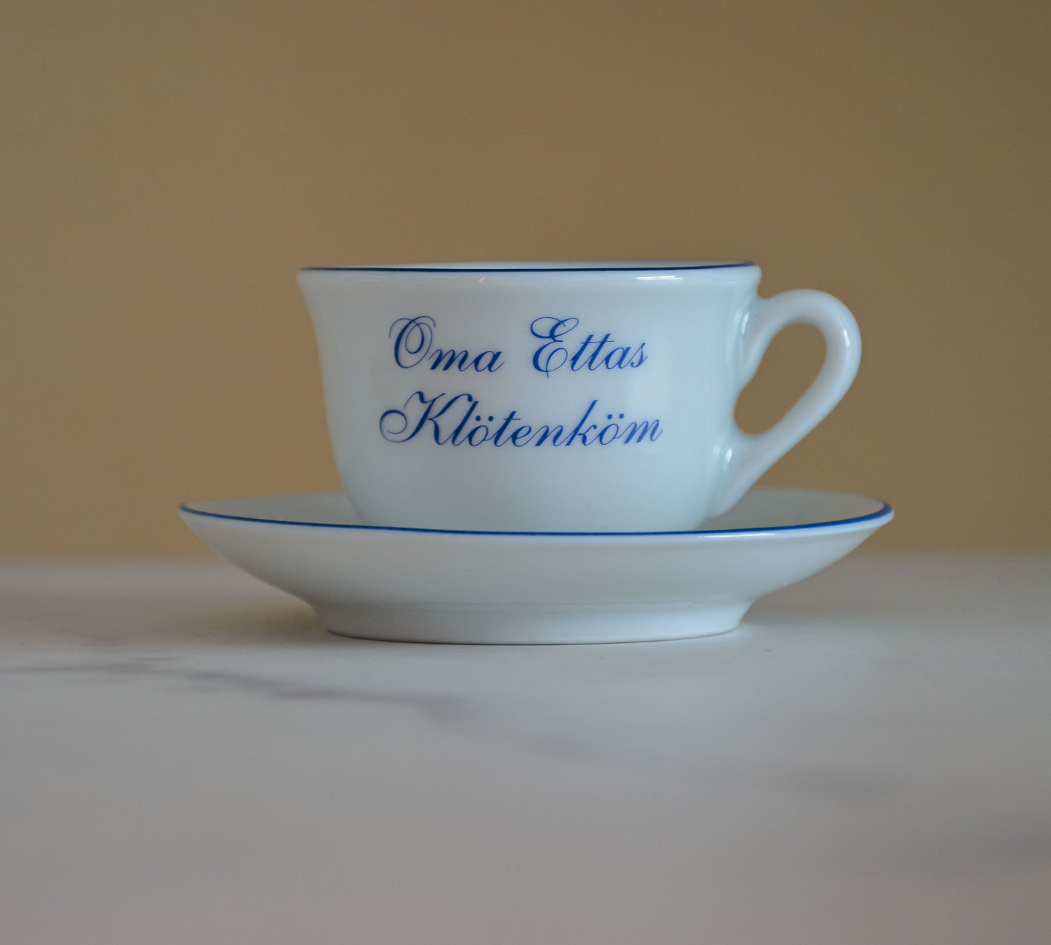 Oma Ettas Tasse